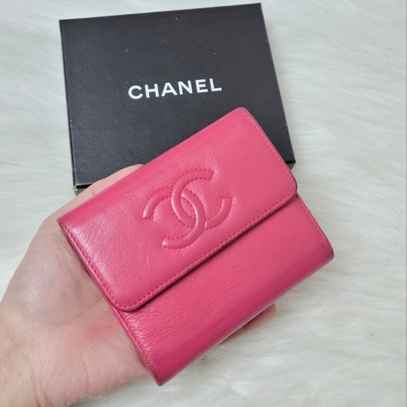 100% Authentic CHANEL CC logo leather wallet - Picture 1 of 13